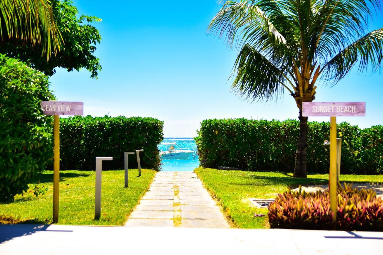 Cap Ouest Beachfront Residences By Terra Verde Flic-en-Flacq Exterior foto